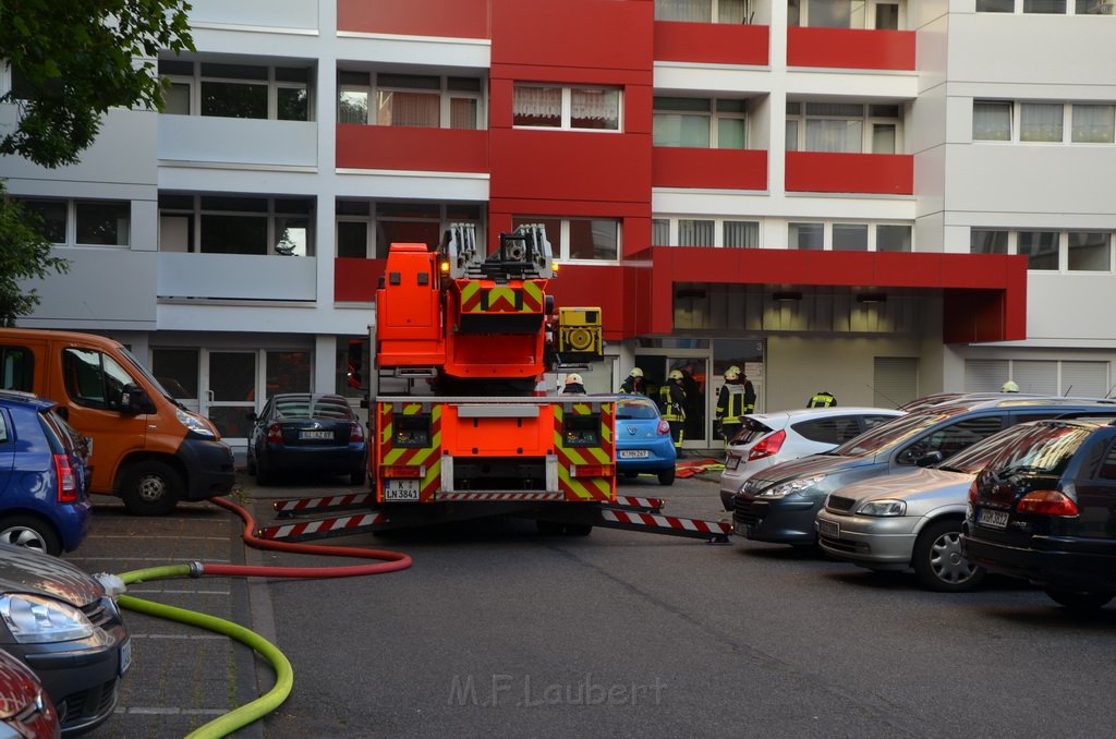 Feuer 3 Koeln Bocklemuend Goerlinger Zentrum P62.JPG - Miklos Laubert